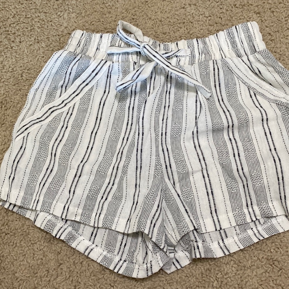 beachy dressy shorts!!